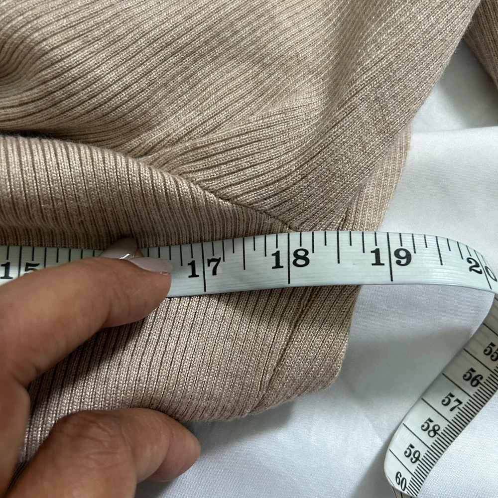 ASTR Elegant Beige Midi Dress - Picture 6 of 8